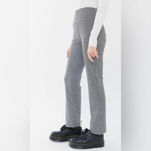 UO Cara High-Waisted Kick Flare Pant in Houndstooth
